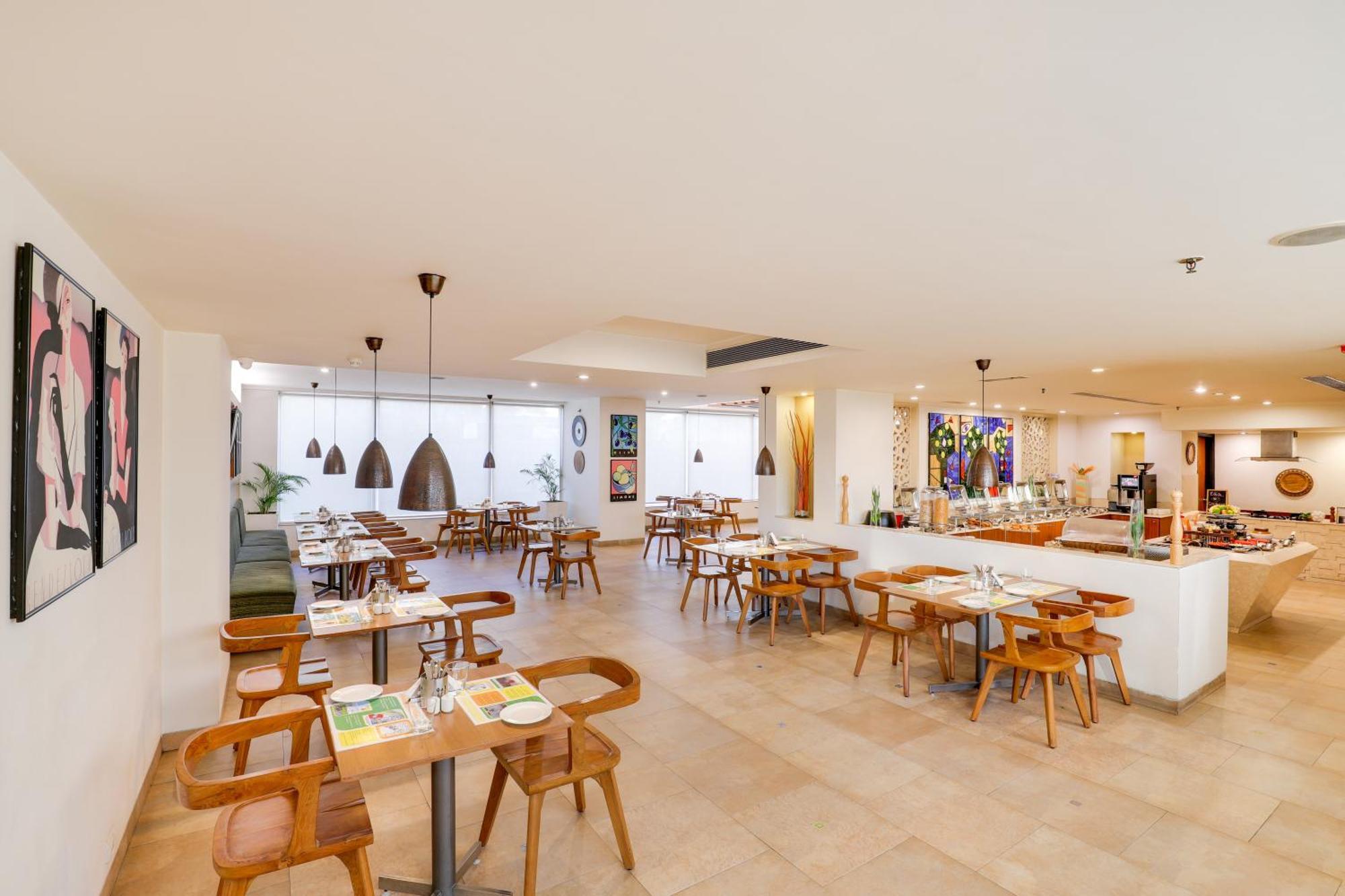 Lemon Tree Hotel Чандигарх Экстерьер фото